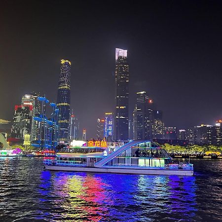 Doubletree By Hilton Guangzhou-Free Shuttle Bus To Canton Fair Complex & Overseas Buyer Registration Services During Canton Fair Period Eksteriør bilde